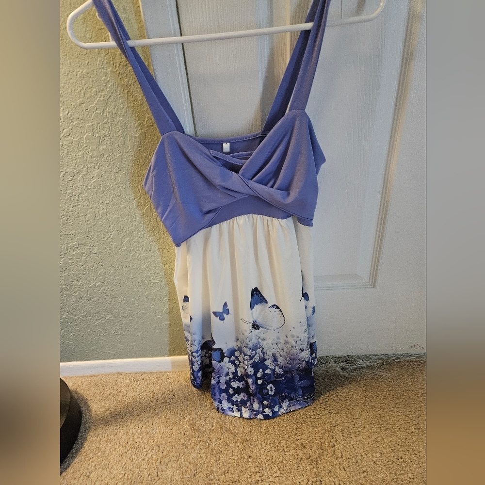 Women's small knot front white and lavender butterfly tank top